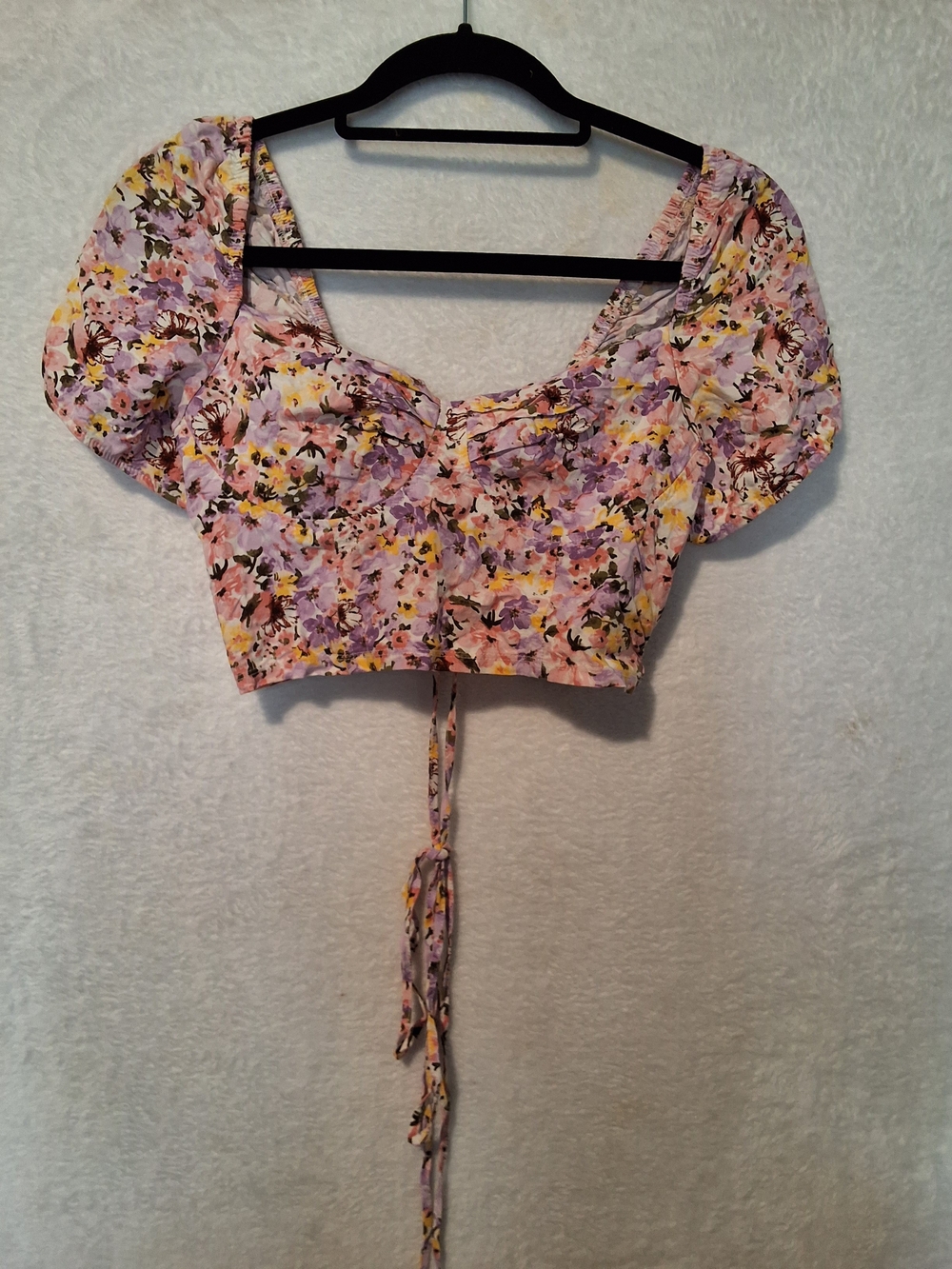 Sweetheart Floral Puff-Sleeve Cropped Tie-Front Top - Pink Floral